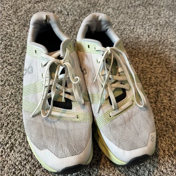 On Running Cloudgo Women's Trainers-White Meadow Size W9 - Picture 2 of 5